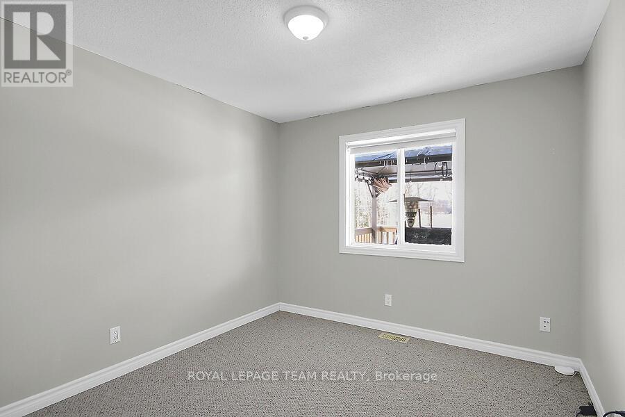 988 River Road, North Grenville, Ontario  K0G 1J0 - Photo 22 - X12072318