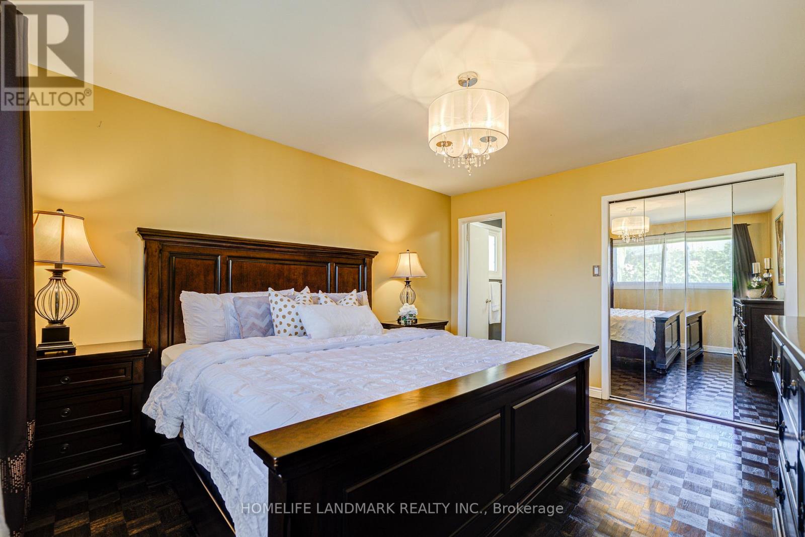 2165 Dunedin Road, Oakville, Ontario  L6J 5V2 - Photo 29 - W12072162