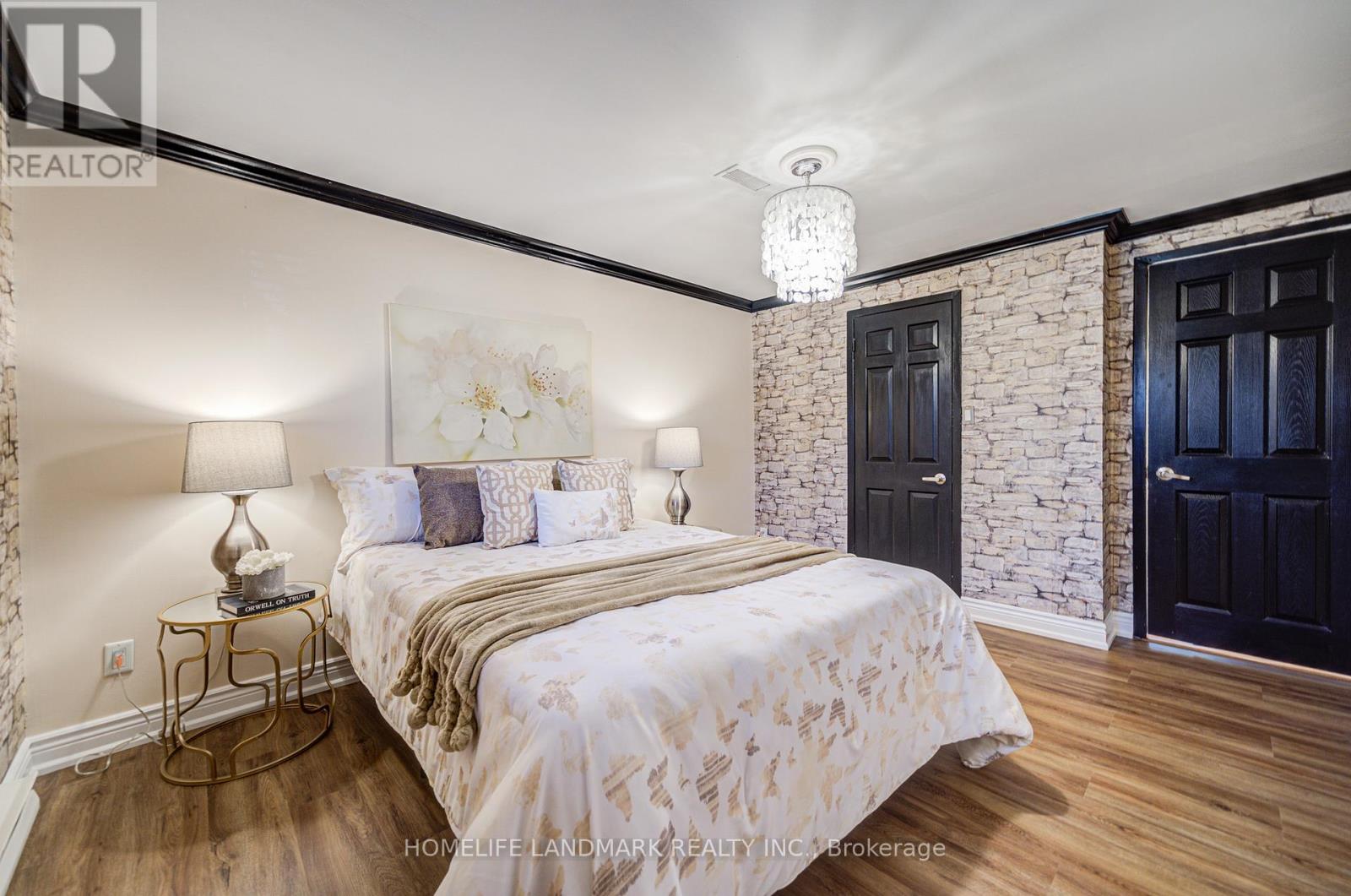 2165 Dunedin Road, Oakville, Ontario  L6J 5V2 - Photo 41 - W12072162
