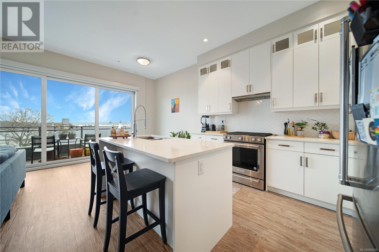 Property at 504 91 Chapel St image 1