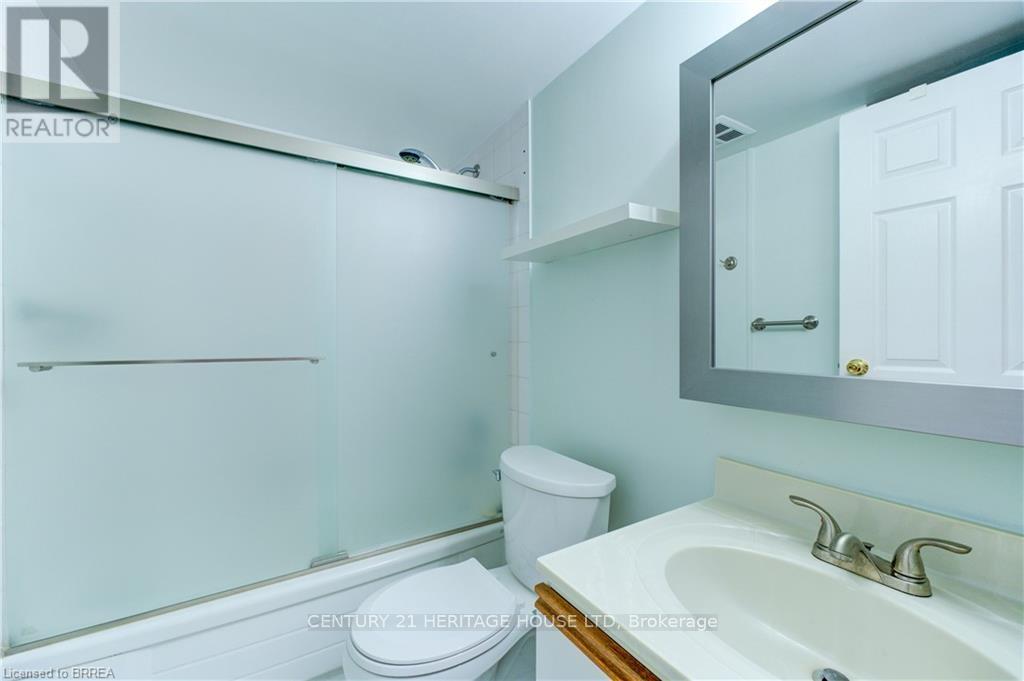 109 - 9 Bonheur Court, Brant (Brantford Twp), Ontario  N3P 1Z5 - Photo 18 - X12072151