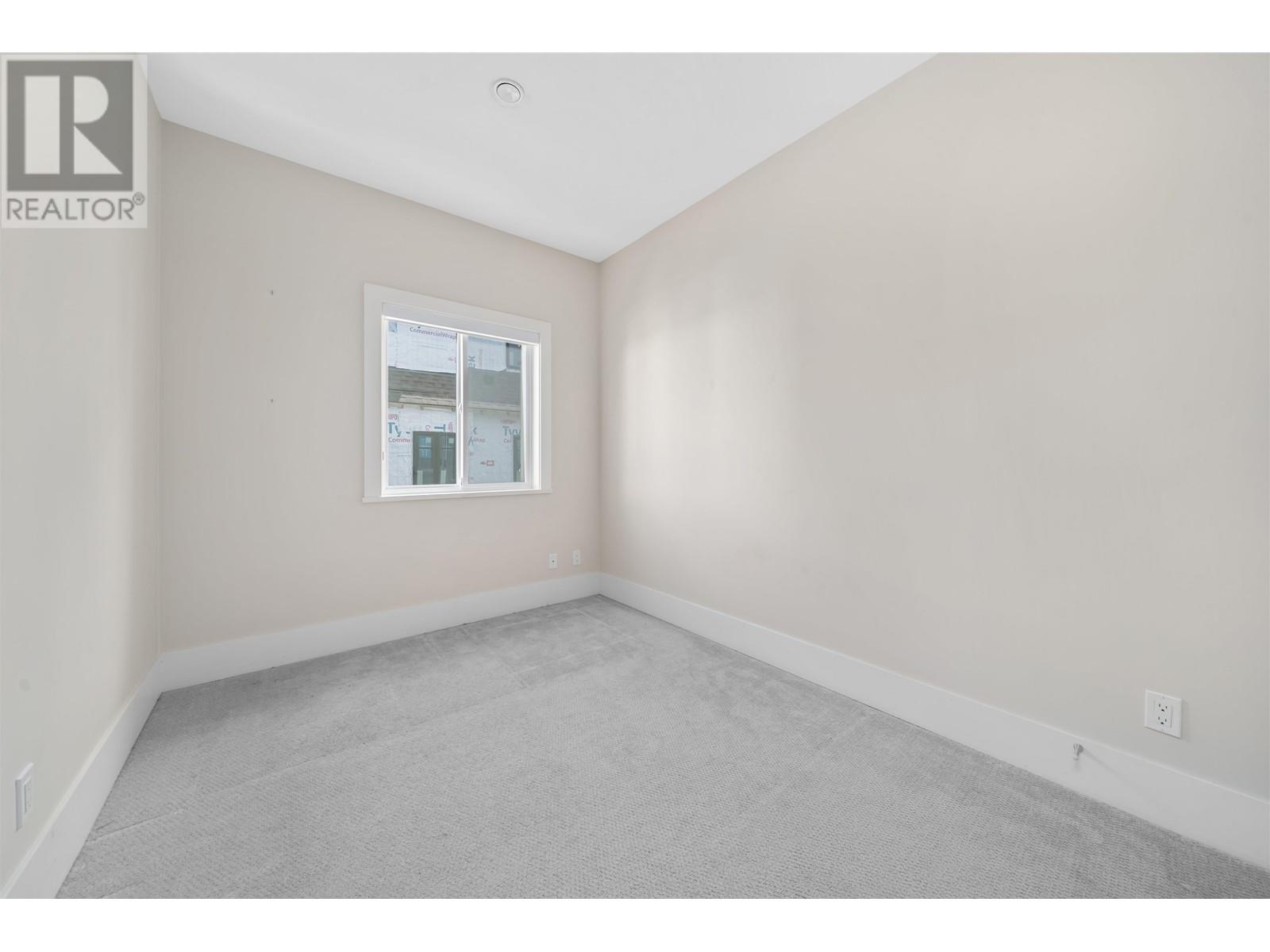 2 330 W 14th Street, North Vancouver, British Columbia  V7M 1P6 - Photo 18 - R2988307