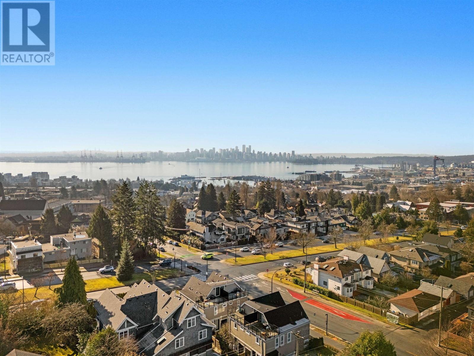 2 330 W 14th Street, North Vancouver, British Columbia  V7M 1P6 - Photo 27 - R2988307