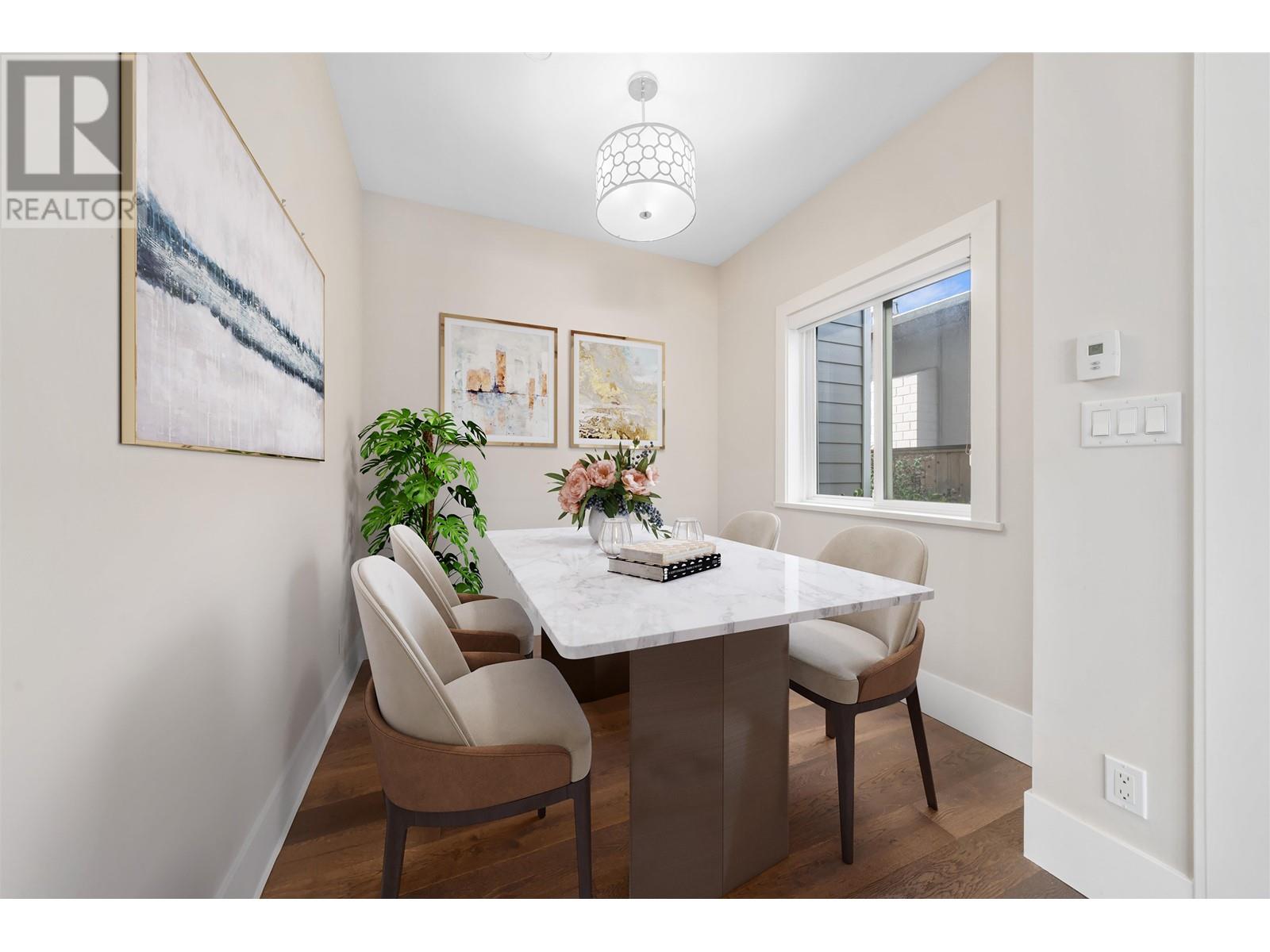 2 330 W 14th Street, North Vancouver, British Columbia  V7M 1P6 - Photo 7 - R2988307