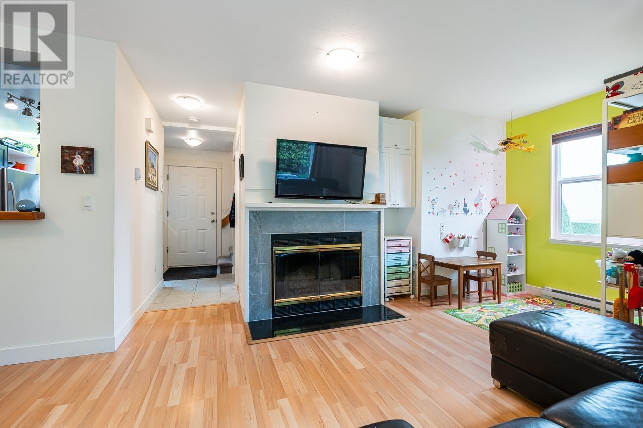 41 2736 Atlin Place, Coquitlam, British Columbia  V3C 5T4 - Photo 14 - R2988338