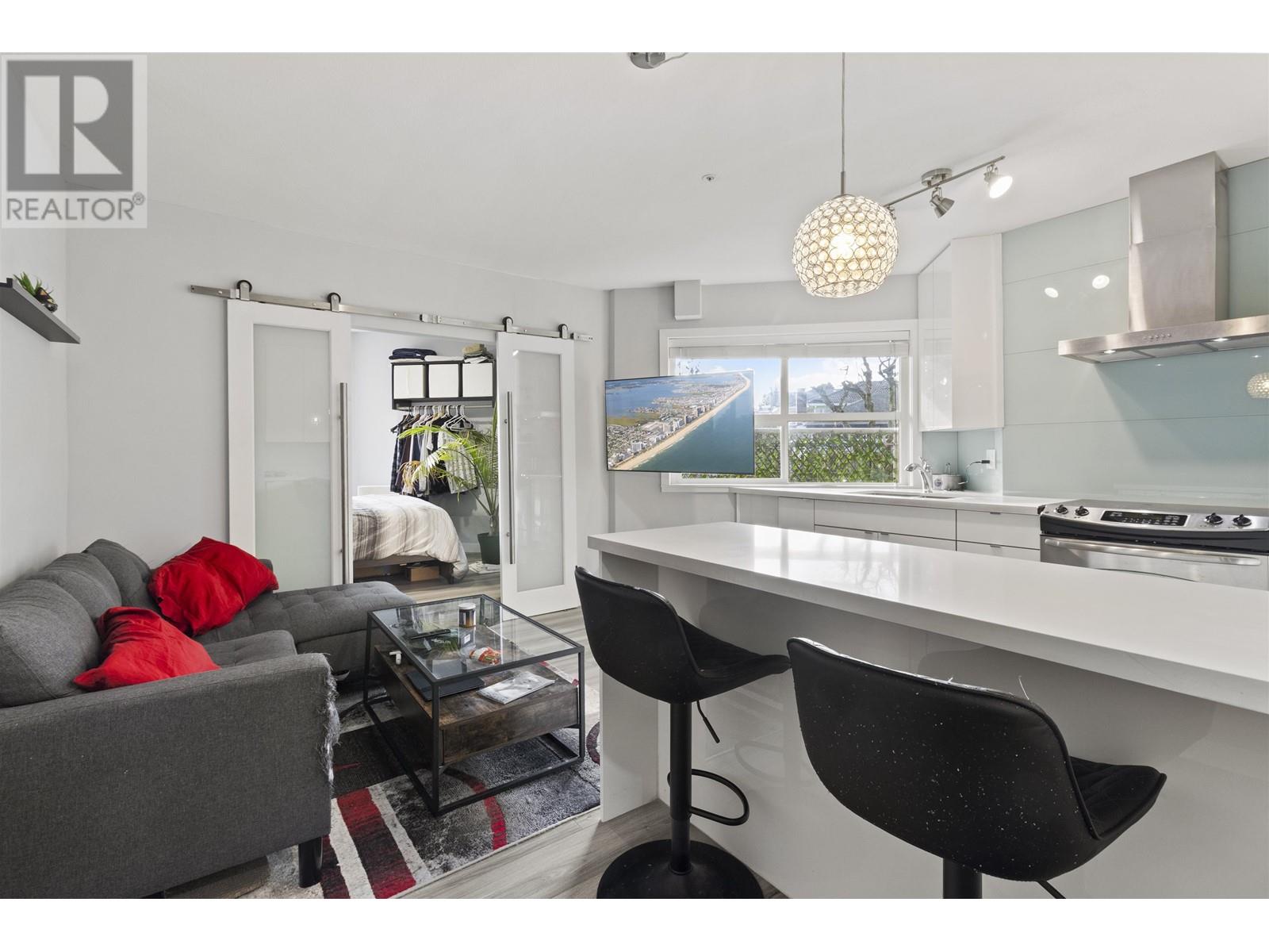 106 1988 E 37th Avenue, Vancouver, British Columbia  V5P 1G1 - Photo 5 - R2988348