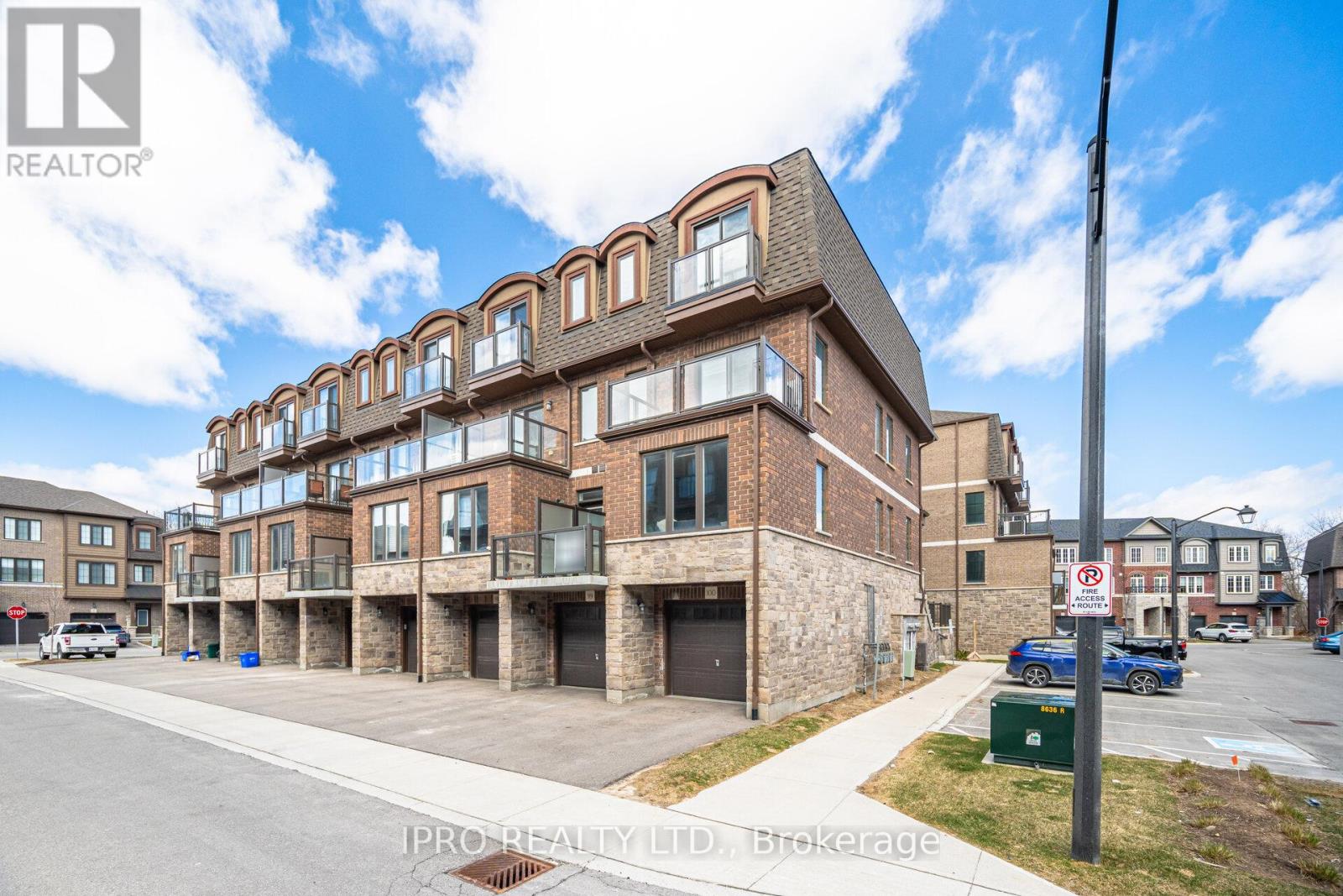 Property at 100 - 445 ONTARIO STREET S image 1