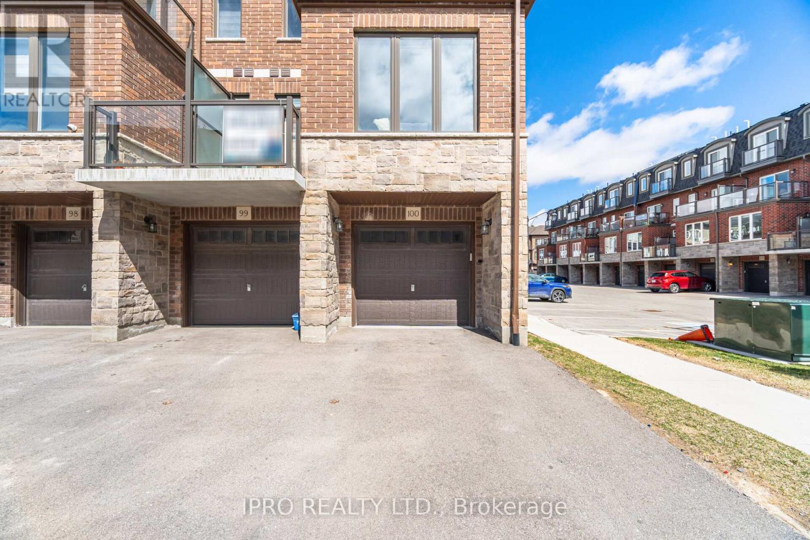 Property at 100 - 445 ONTARIO STREET S image 2