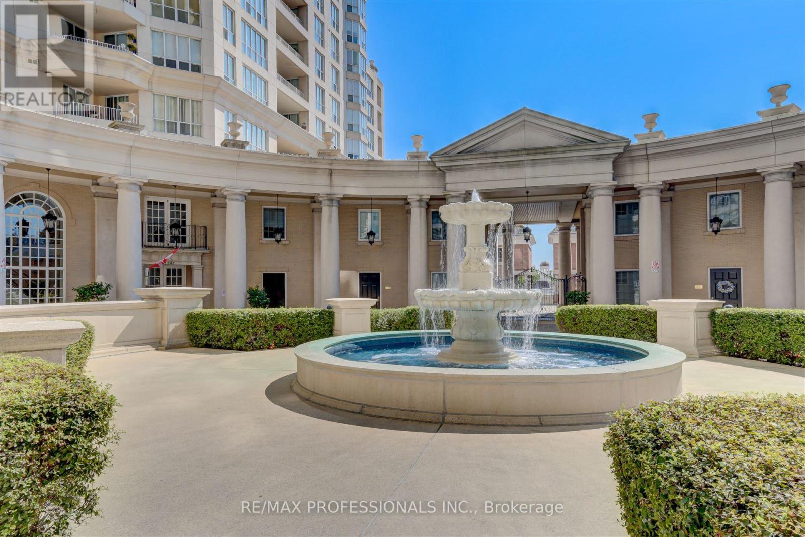 Property at 205 - 2287 LAKE SHORE BOULEVARD W image 2