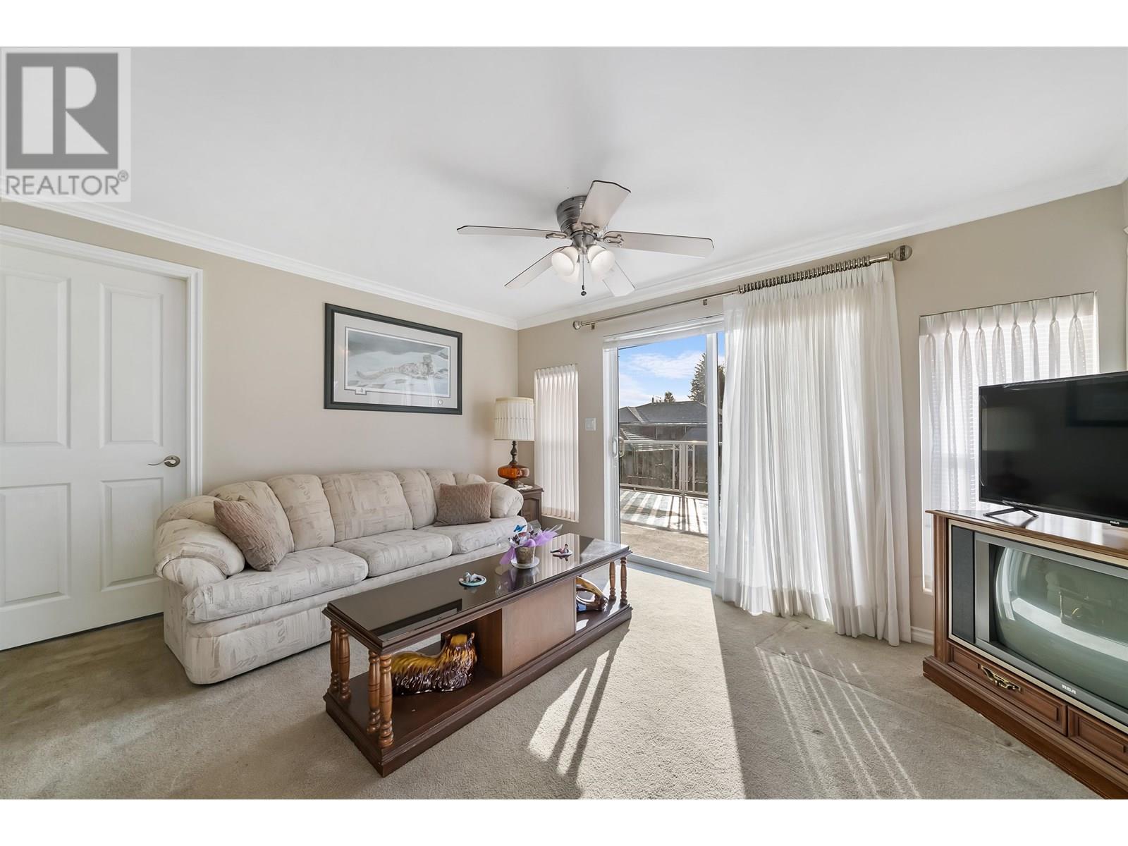 551 Poirier Street, Coquitlam, British Columbia  V3J 6A6 - Photo 12 - R2988328