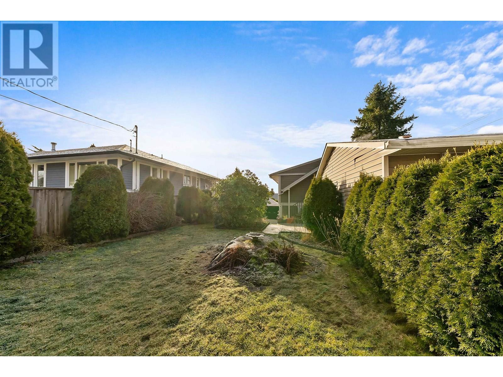 551 Poirier Street, Coquitlam, British Columbia  V3J 6A6 - Photo 31 - R2988328