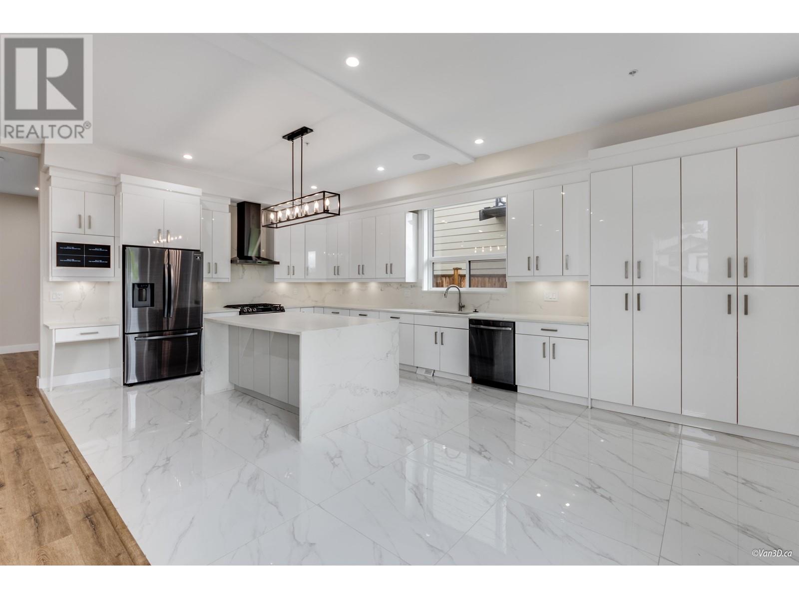 Property at 20658 113 AVENUE image 3