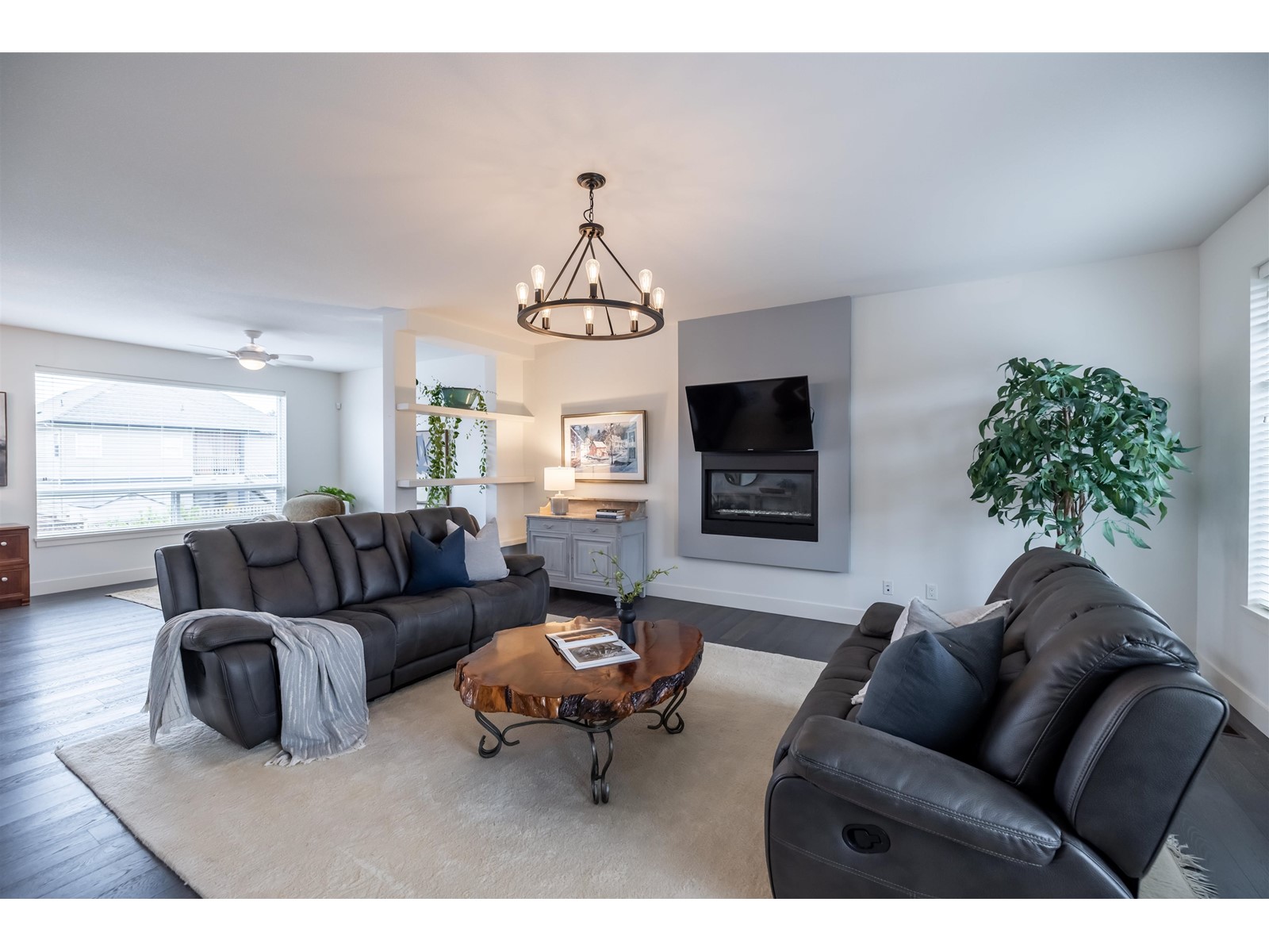 Property at 27158 35A AVENUE image 5