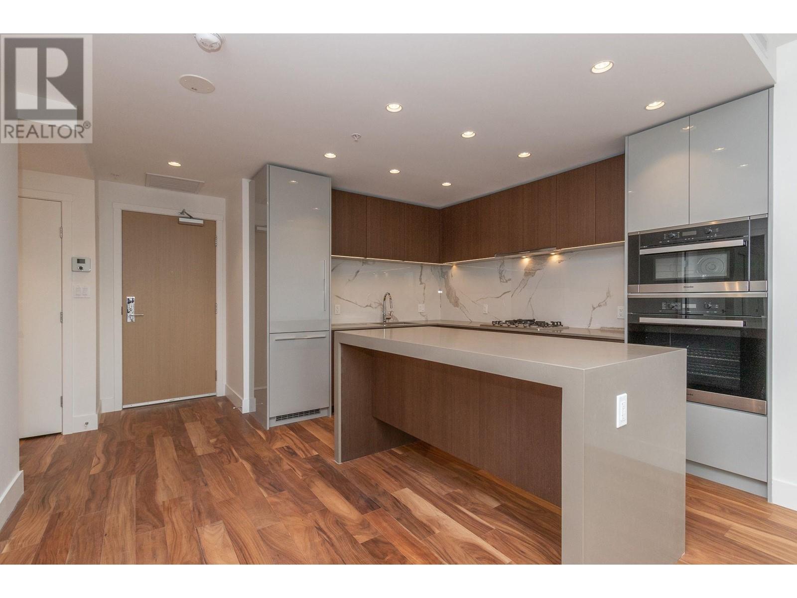 605 1675 Lions Gate Lane, North Vancouver, British Columbia  V7P 3B4 - Photo 4 - R2987596