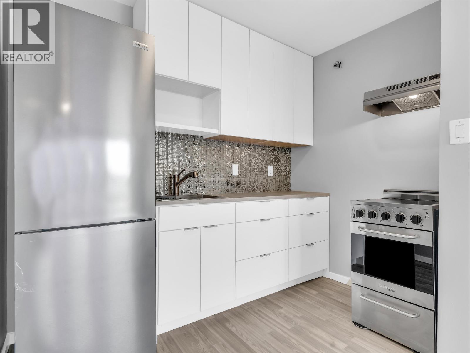 201 320 Royal Avenue, New Westminster, British Columbia  V3L 5C6 - Photo 6 - R2988113