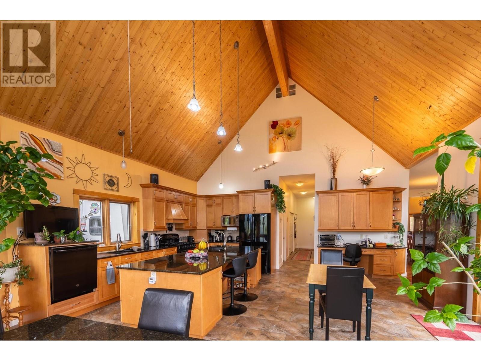 420 Ottoson Road, Golden, British Columbia  V0A 1H1 - Photo 21 - 10342636
