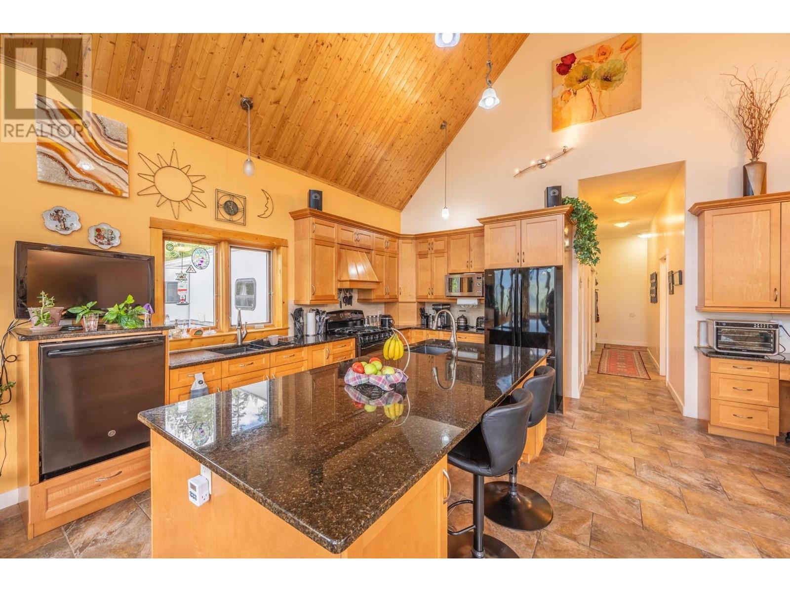 420 Ottoson Road, Golden, British Columbia  V0A 1H1 - Photo 20 - 10342636