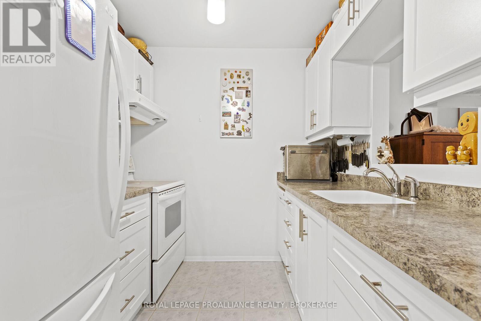 101 - 573 Armstrong Road, Kingston, Ontario  K7M 8J8 - Photo 6 - X12072497