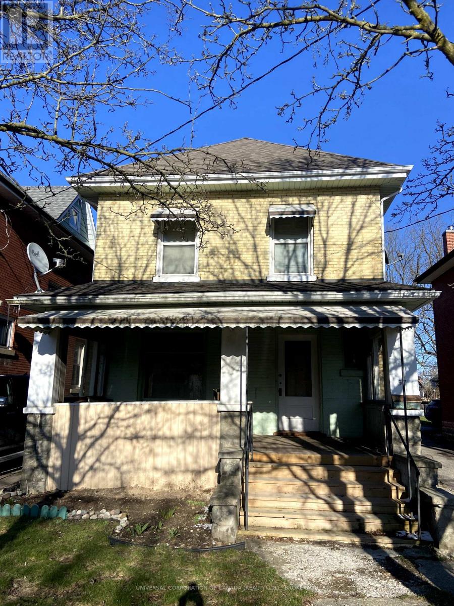57 Alma Street, St. Thomas, Ontario  N5P 3A9 - Photo 2 - X12072490