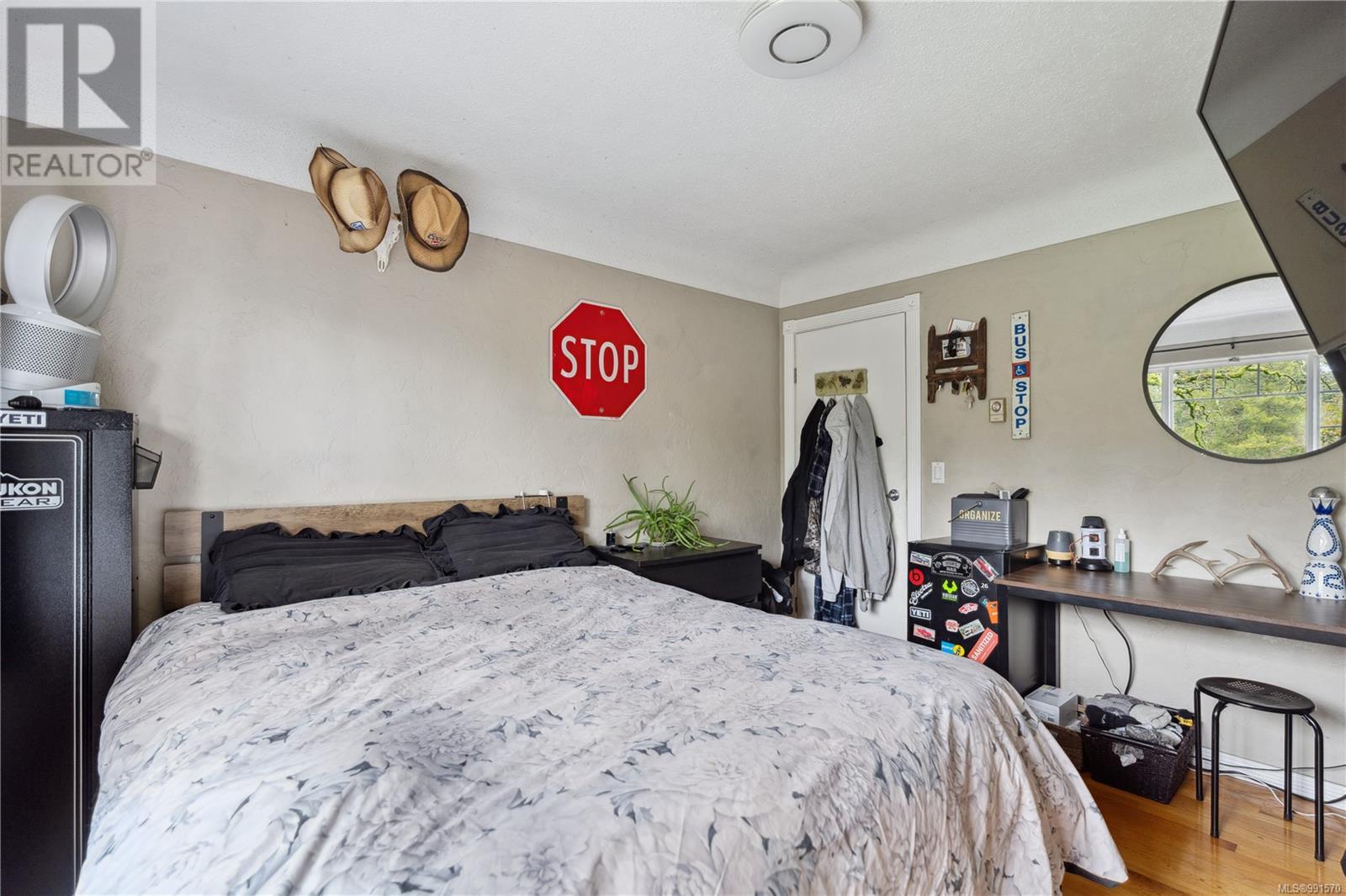 Property at 1032 Tatlow Rd image 1