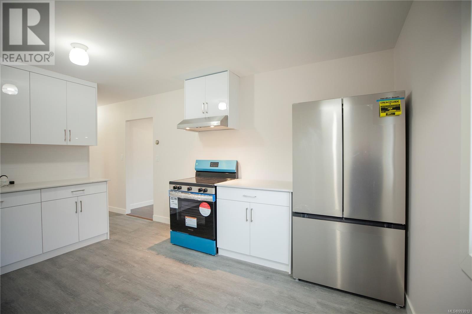 Property at 4068 Grange Rd image 3