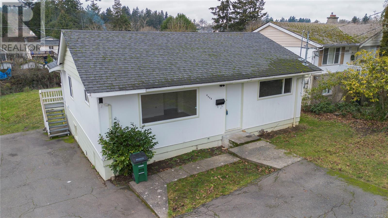 Property at 4068 Grange Rd image 2