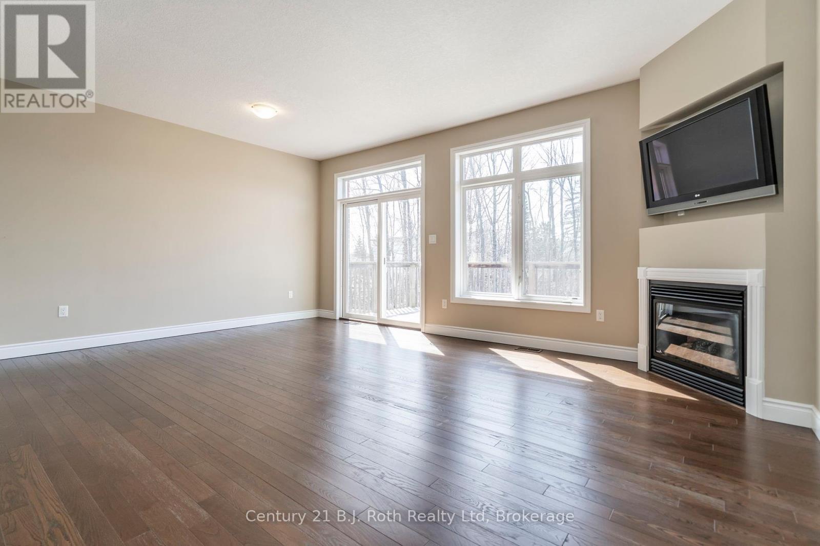 2 Wintergreen Circle, Tay, Ontario  L0K 2A0 - Photo 19 - S12072380