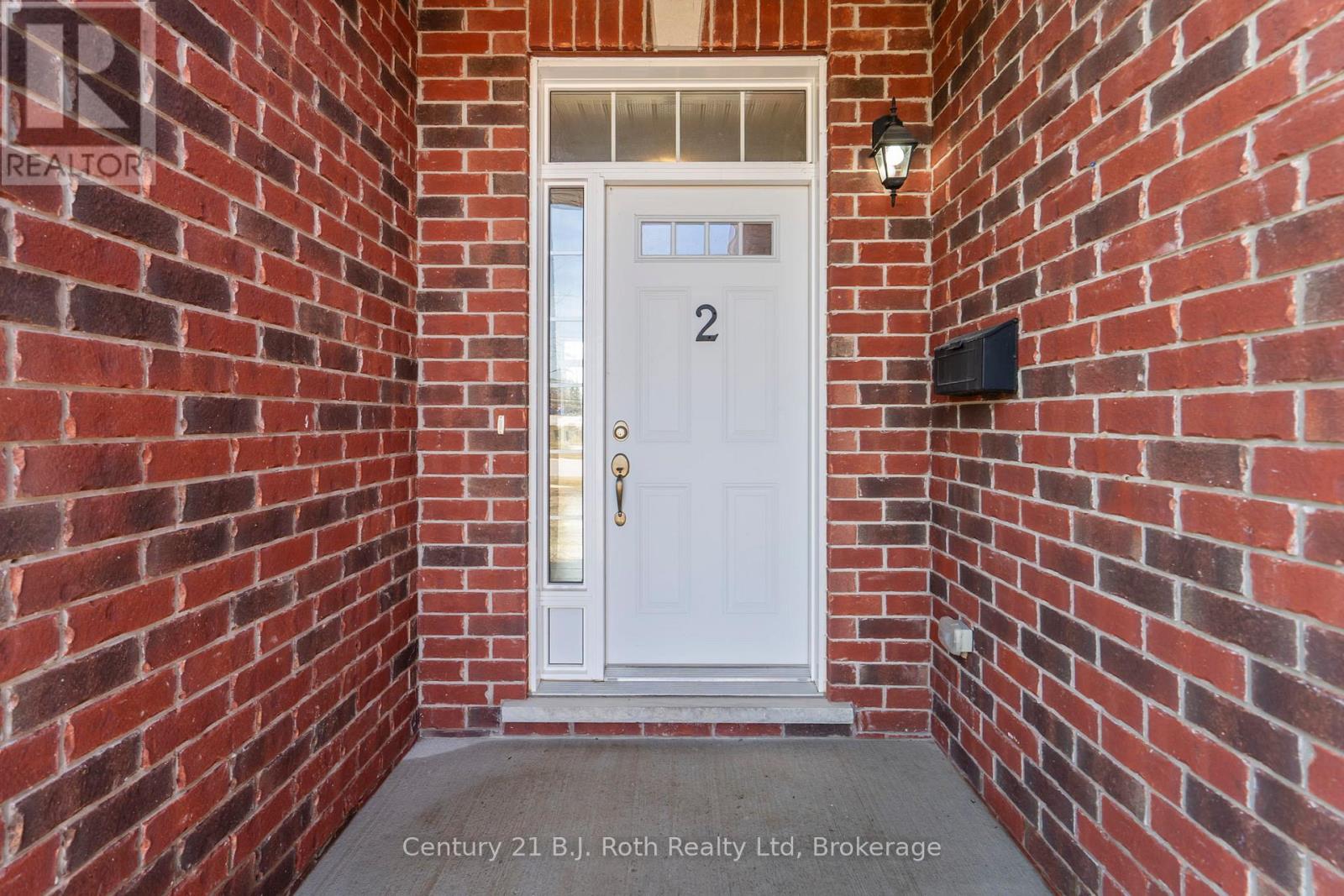 2 Wintergreen Circle, Tay, Ontario  L0K 2A0 - Photo 4 - S12072380
