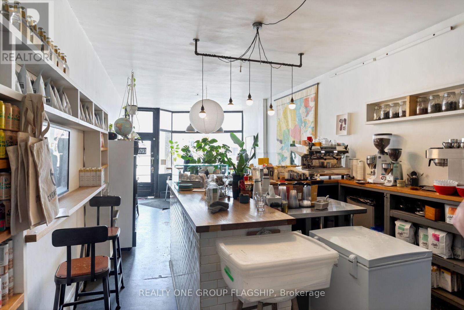 1691 Dundas Street W, Toronto, Ontario  M6K 1V2 - Photo 7 - C12072382