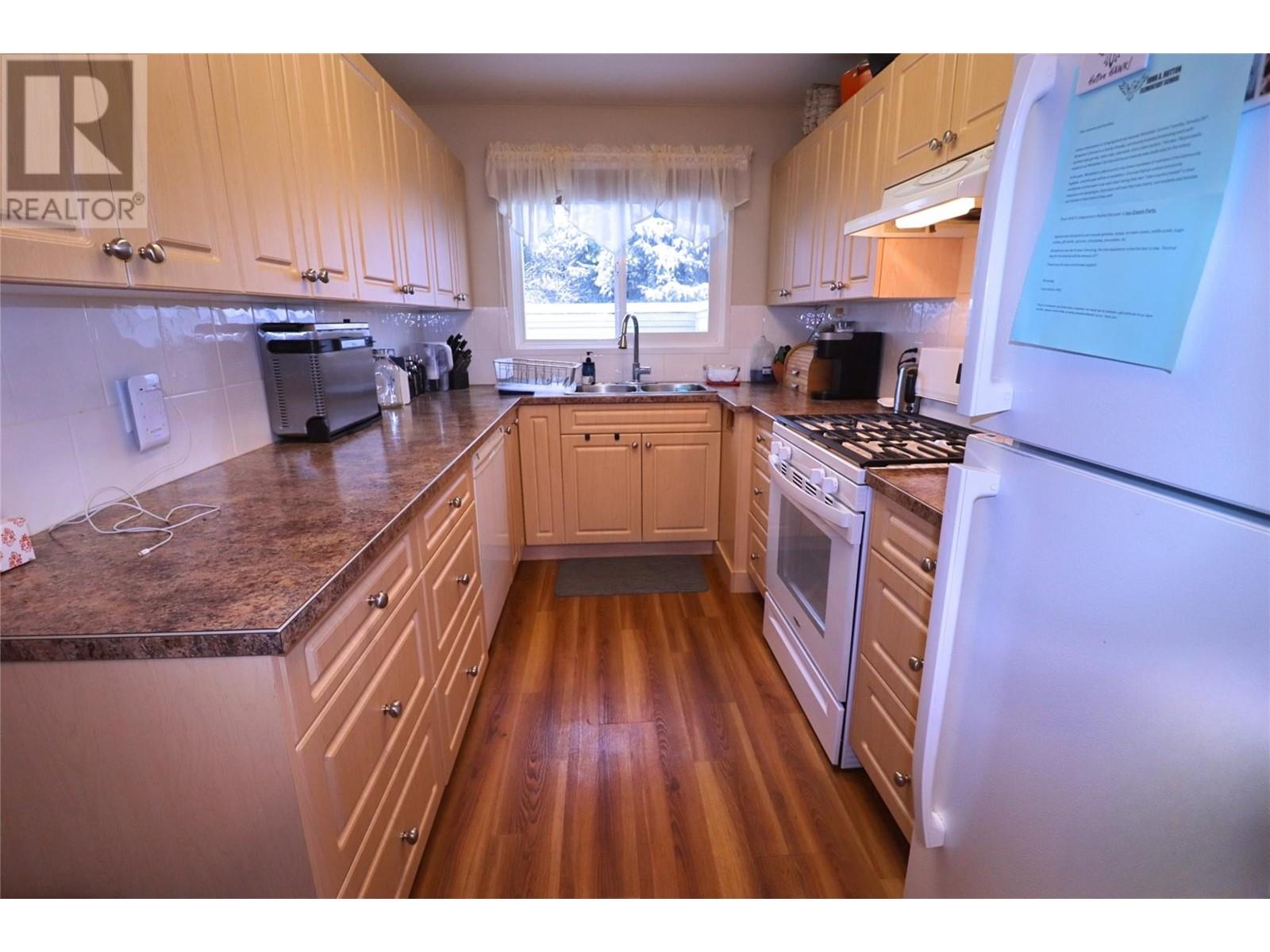 Property at 7571 DONALDSON Drive image 3