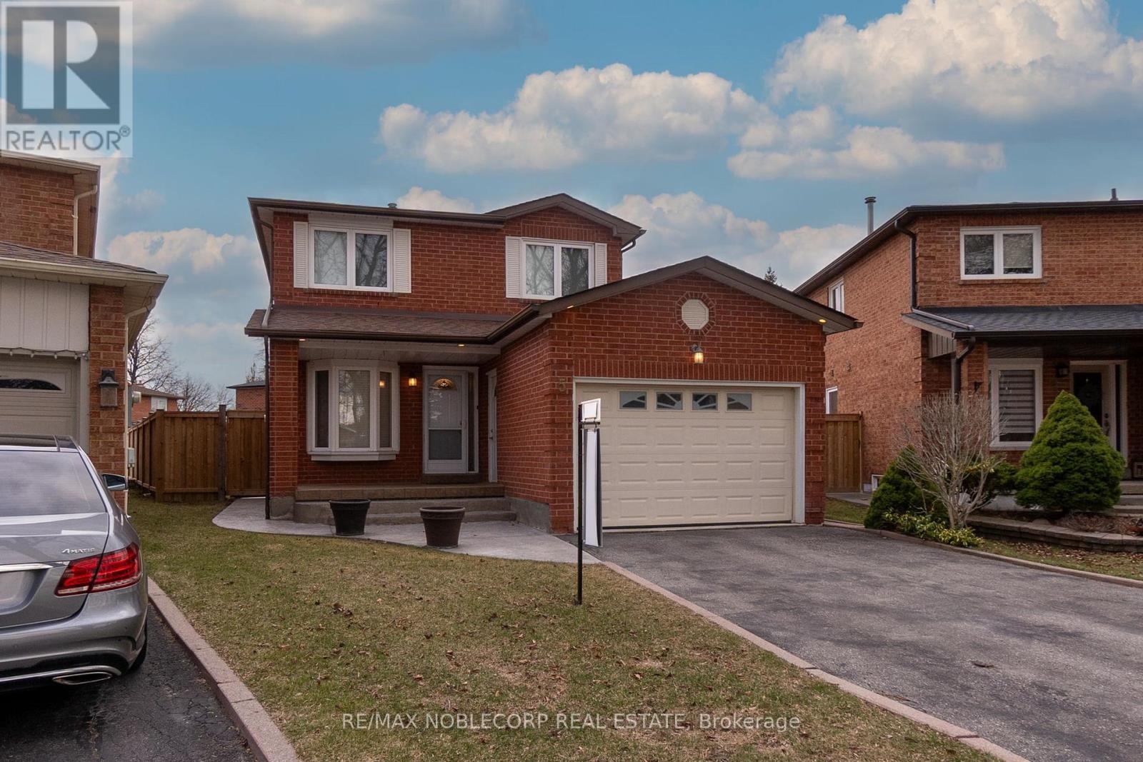 Property at 5 MATT COURT image 4