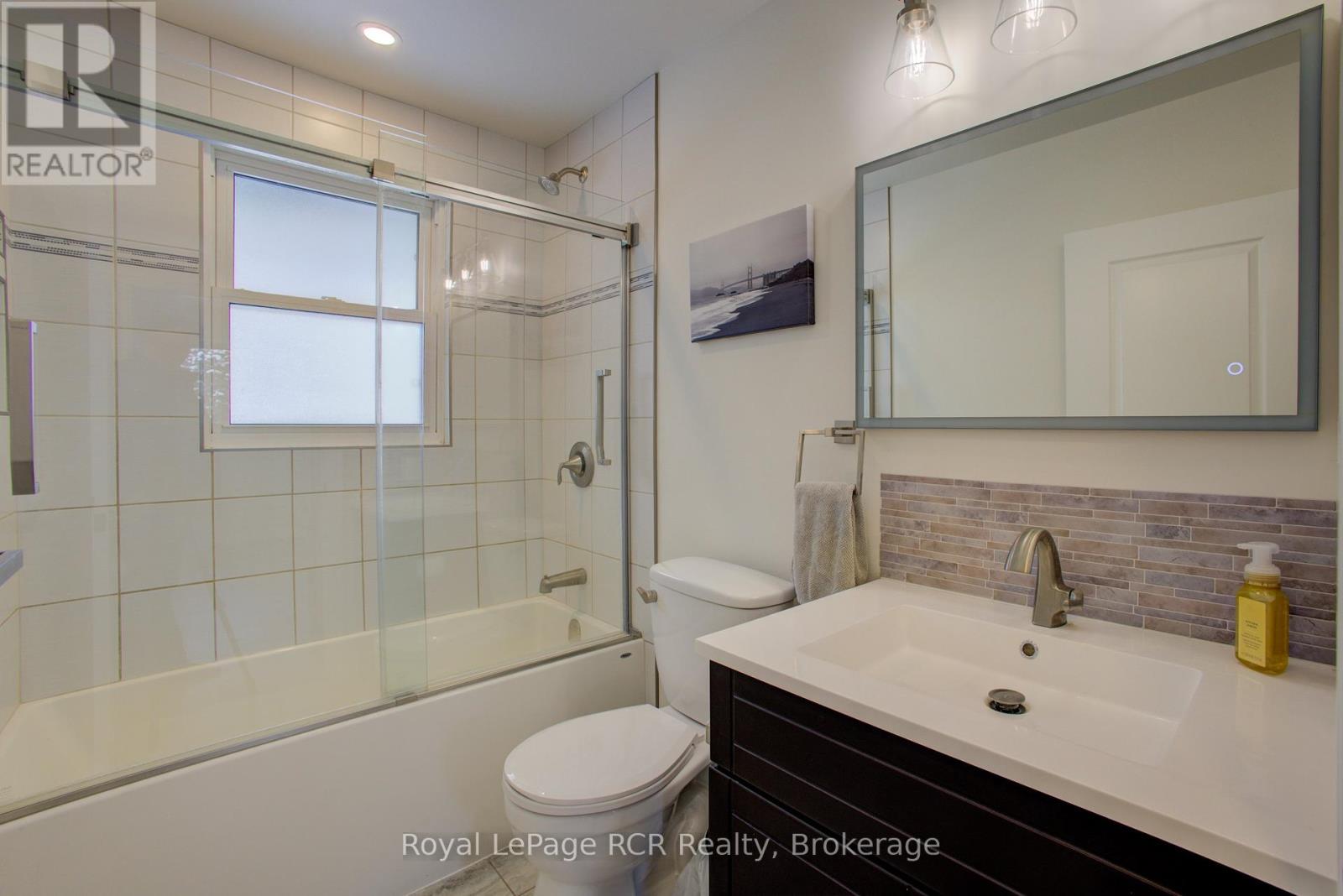 620 Elm Avenue N, North Perth, Ontario  N4W 3G2 - Photo 22 - X12026144
