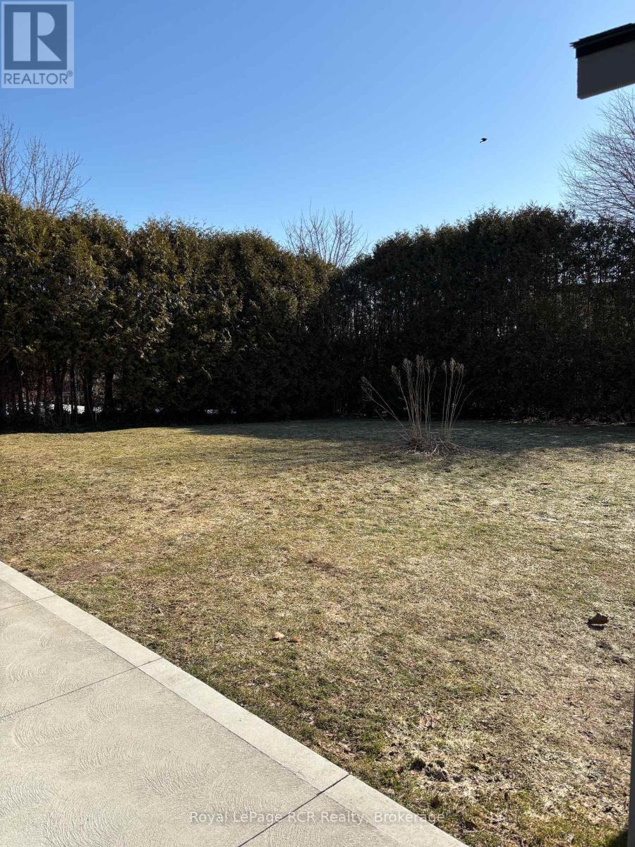 620 Elm Avenue N, North Perth, Ontario  N4W 3G2 - Photo 33 - X12026144