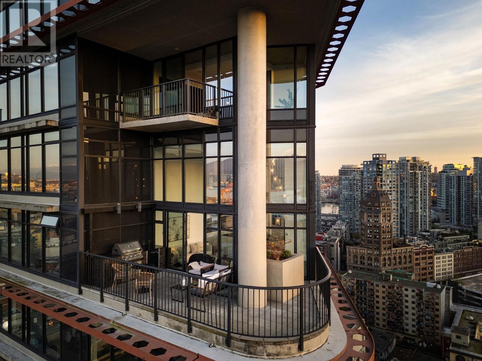 2910 128 W Cordova Street, Vancouver, British Columbia  V6B 0E6 - Photo 2 - R2988350