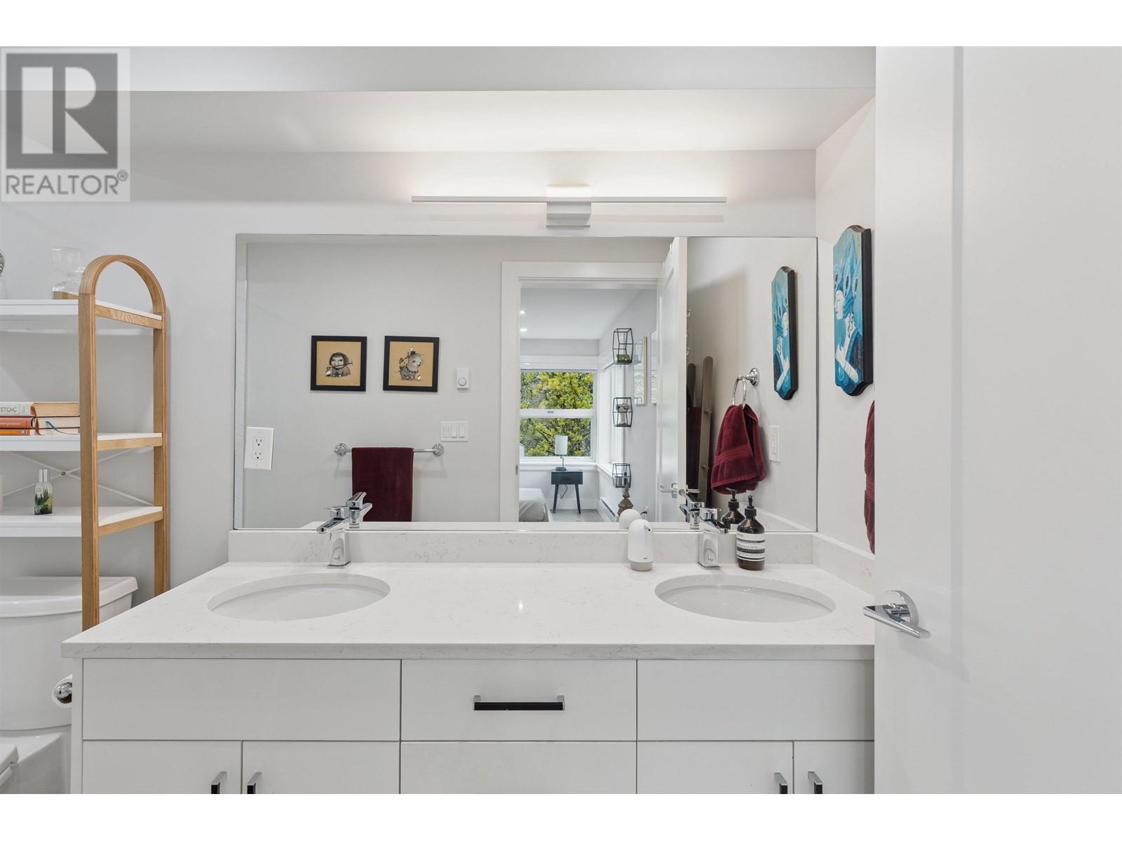 5128 Mchardy Street, Vancouver, British Columbia  V5R 4V5 - Photo 19 - R2988358