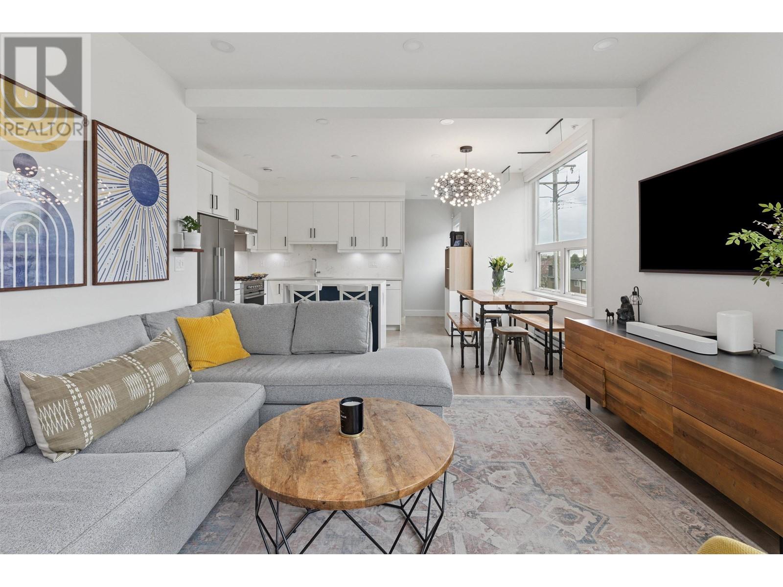 5128 Mchardy Street, Vancouver, British Columbia  V5R 4V5 - Photo 4 - R2988358