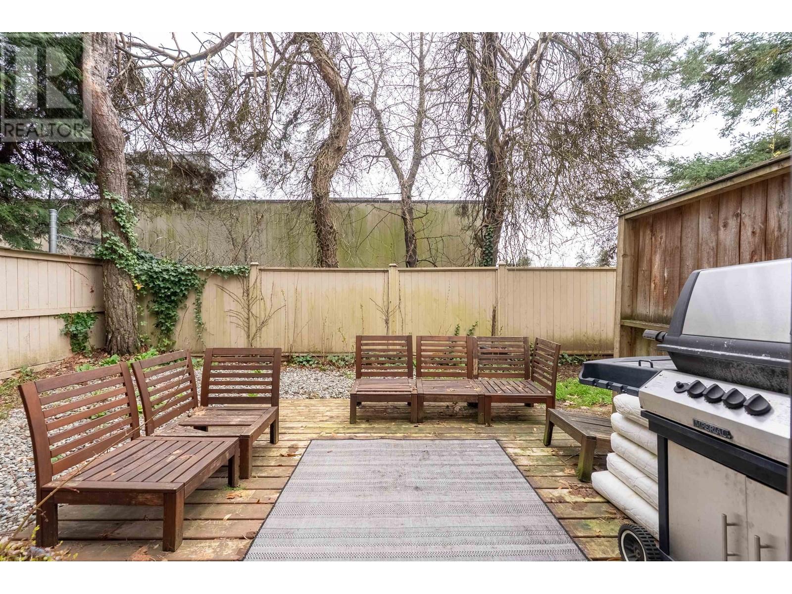 Property at 713 WESTVIEW DRIVE image 1