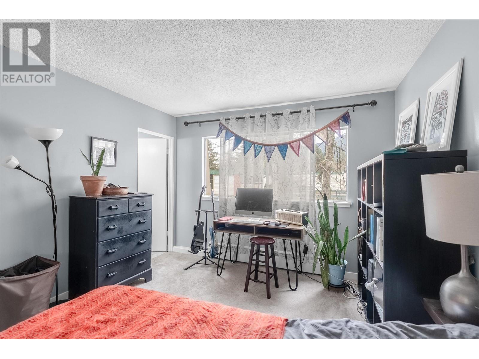 713 Westview Drive, North Vancouver, British Columbia  V7N 3X7 - Photo 12 - R2988370