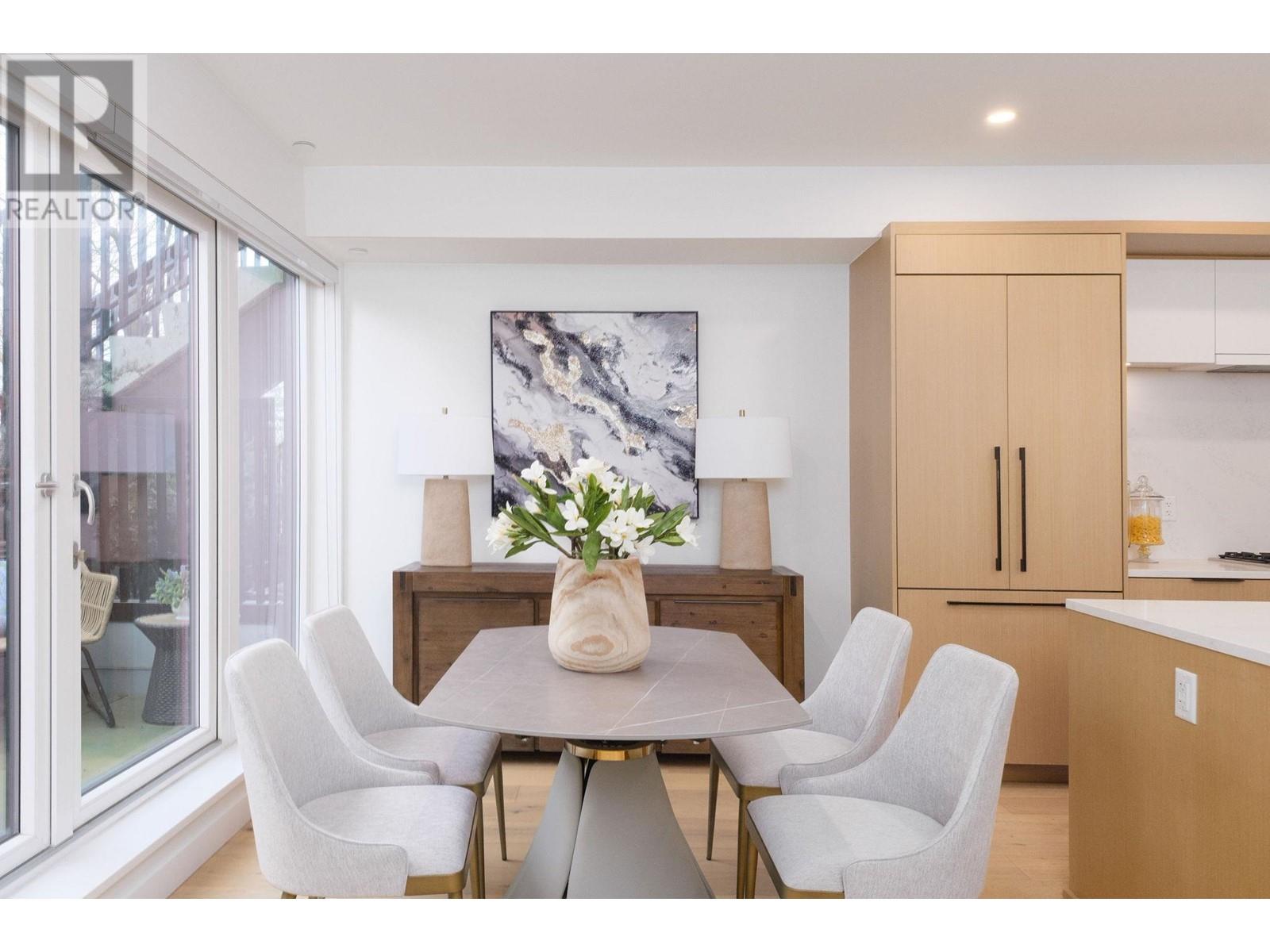 114 649 E 3rd Street, North Vancouver, British Columbia  V7L 1G6 - Photo 13 - R2988378