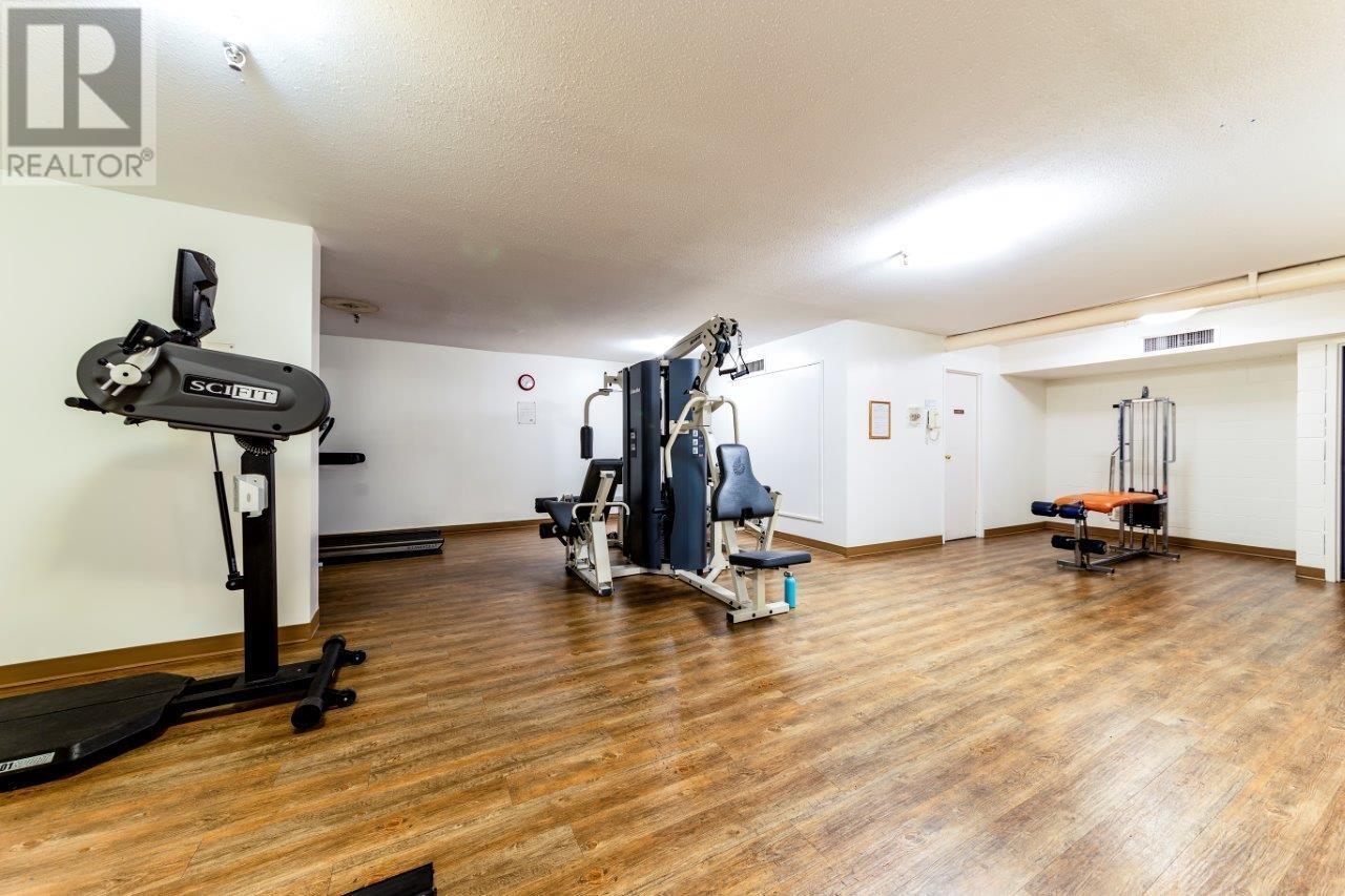 304 2012 Fullerton Avenue, North Vancouver, British Columbia  V7P 3E3 - Photo 11 - R2988389