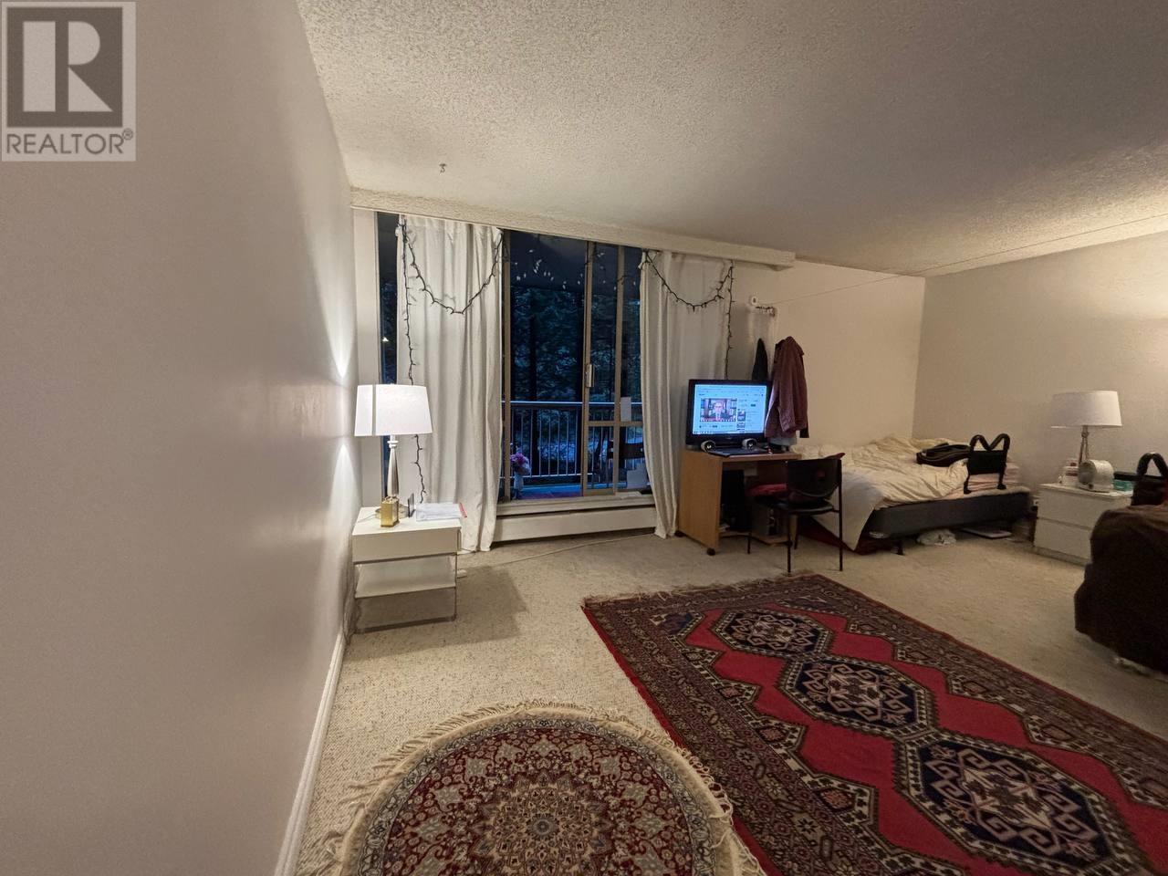 304 2012 Fullerton Avenue, North Vancouver, British Columbia  V7P 3E3 - Photo 2 - R2988389