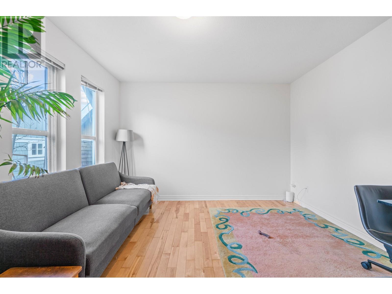6 2688 Mountain Highway, North Vancouver, British Columbia  V7J 2N5 - Photo 10 - R2988413