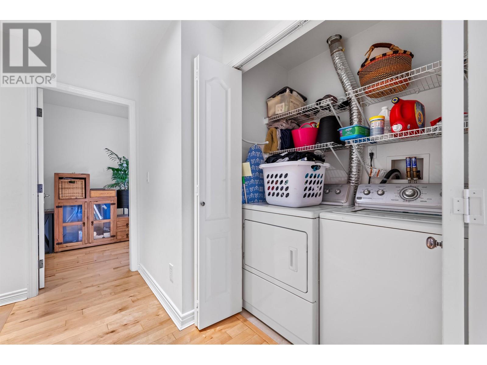 6 2688 Mountain Highway, North Vancouver, British Columbia  V7J 2N5 - Photo 13 - R2988413