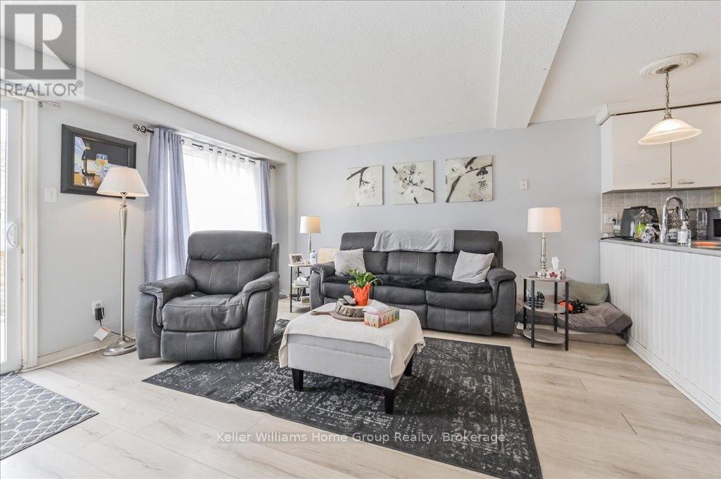 506 Flannery Drive, Centre Wellington, Ontario  N1M 3P2 - Photo 12 - X12072520