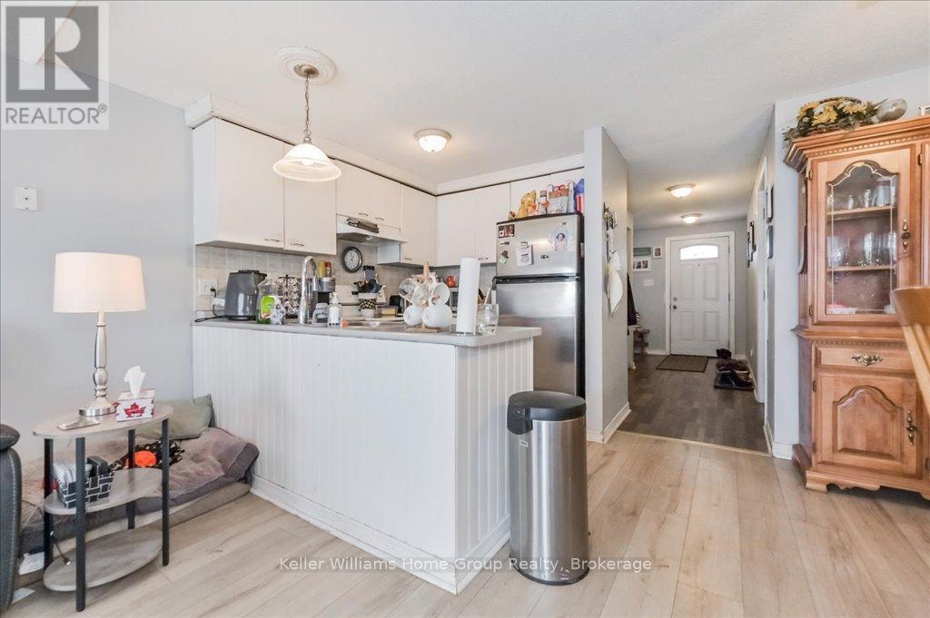 506 Flannery Drive, Centre Wellington, Ontario  N1M 3P2 - Photo 6 - X12072520