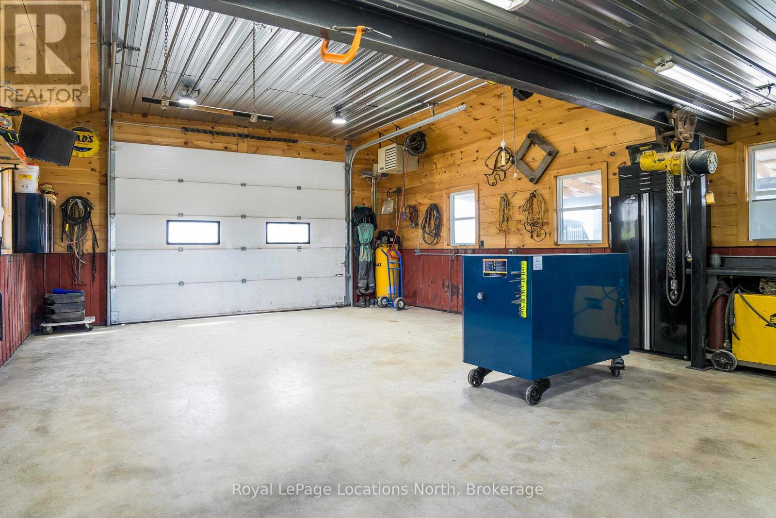 469018 Grey 31 Road, Grey Highlands, Ontario  N0C 1C0 - Photo 11 - X12072549