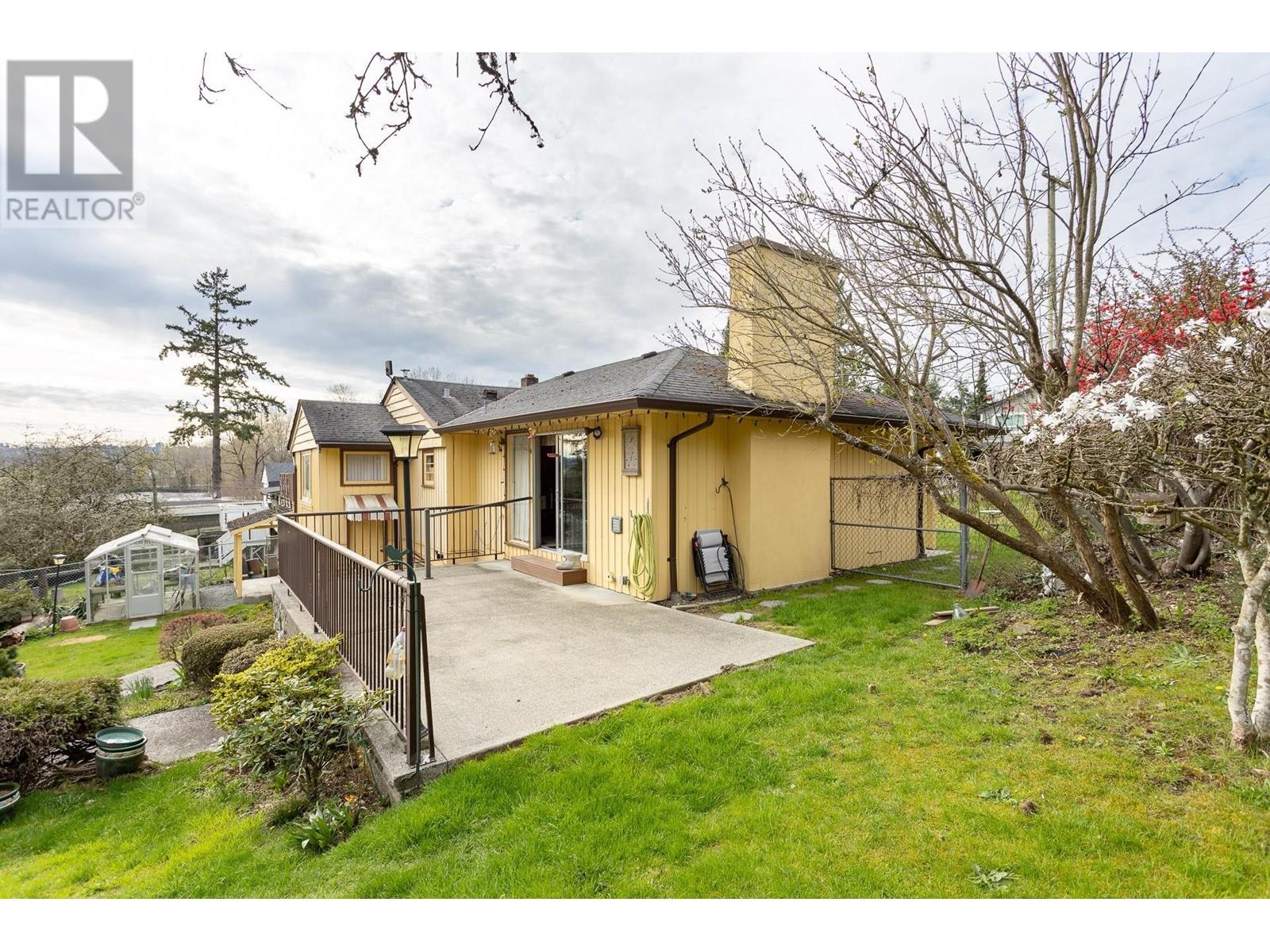 1874 Hillside Avenue, Coquitlam, British Columbia  V3K 1K5 - Photo 3 - R2988374