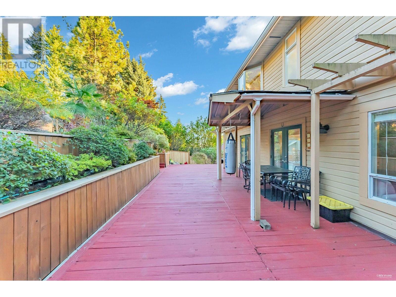 4200 Starlight Way, North Vancouver, British Columbia  V7N 4L5 - Photo 8 - R2988377