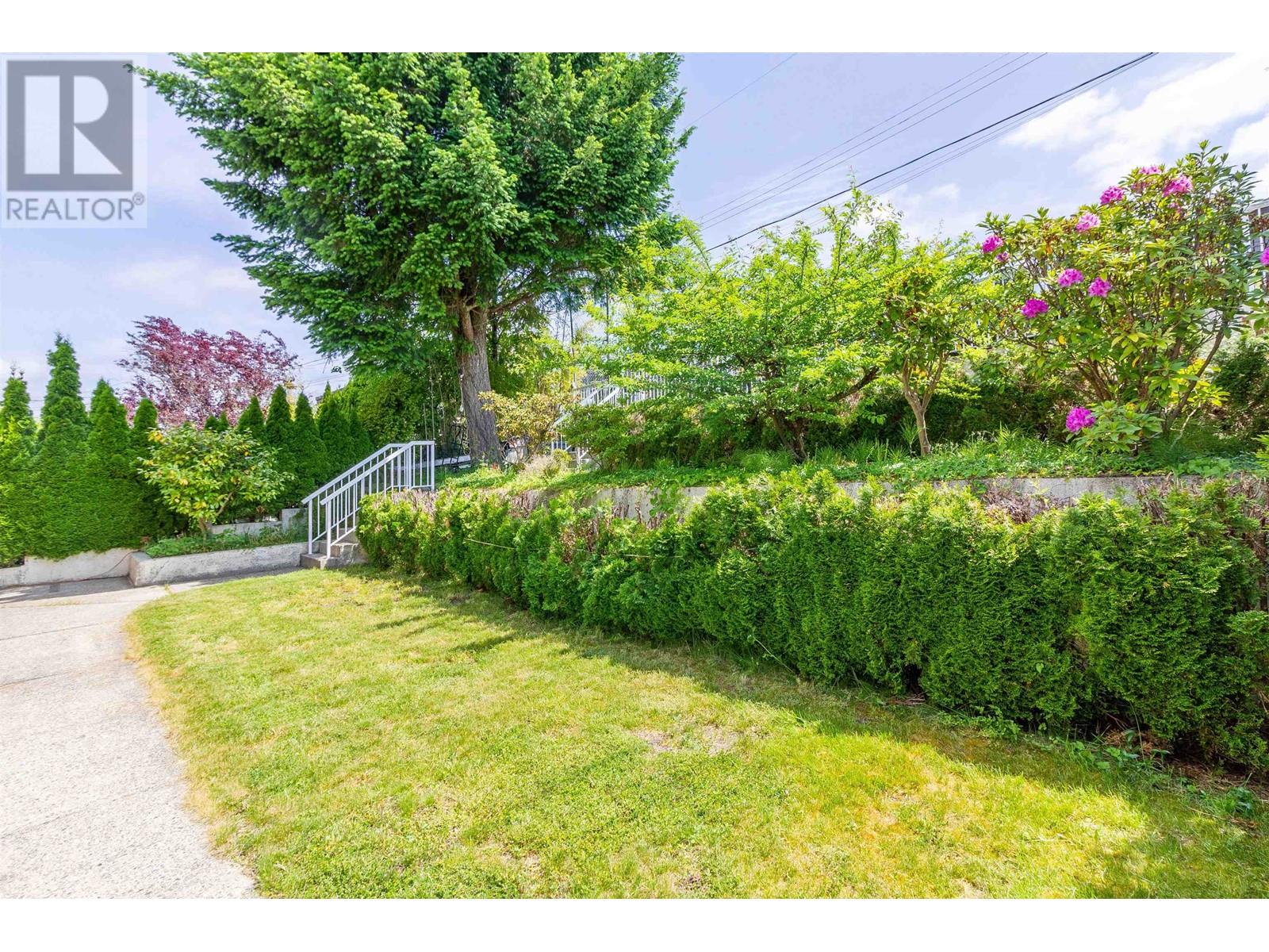 7286 Barnet Road, Burnaby, British Columbia  V5A 1E2 - Photo 33 - R2988422