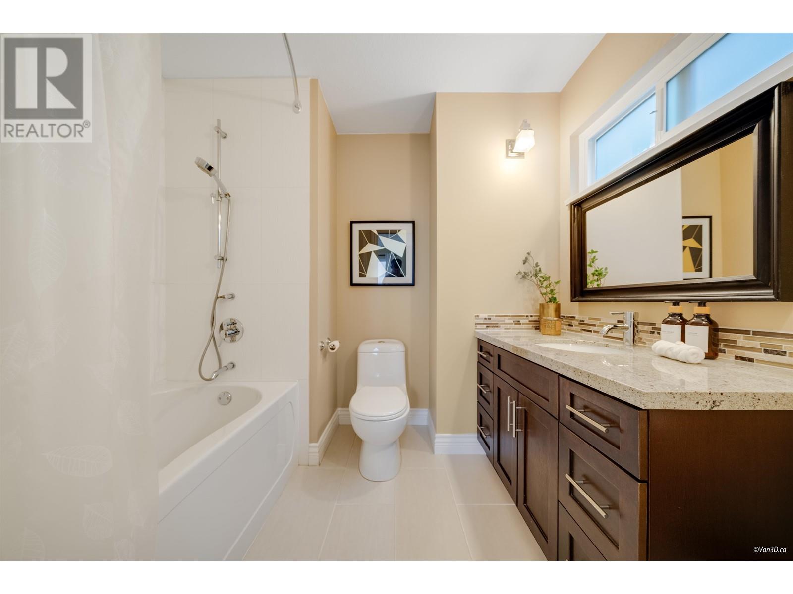 1340 Talbot Court, Coquitlam, British Columbia  V3B 7B4 - Photo 5 - R2988310